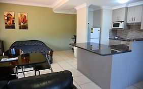 Western Gateway Motel And Apartments